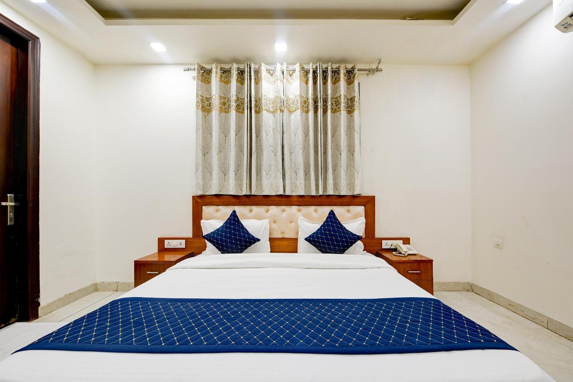 Hotel Leaf 9 Boutique, Near Golf Course Road And Galleria Market 구르가온 외부 사진